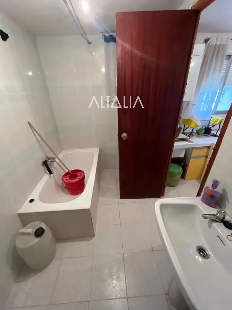 Bedroom of Houses for sale in Torrubia del Castillo