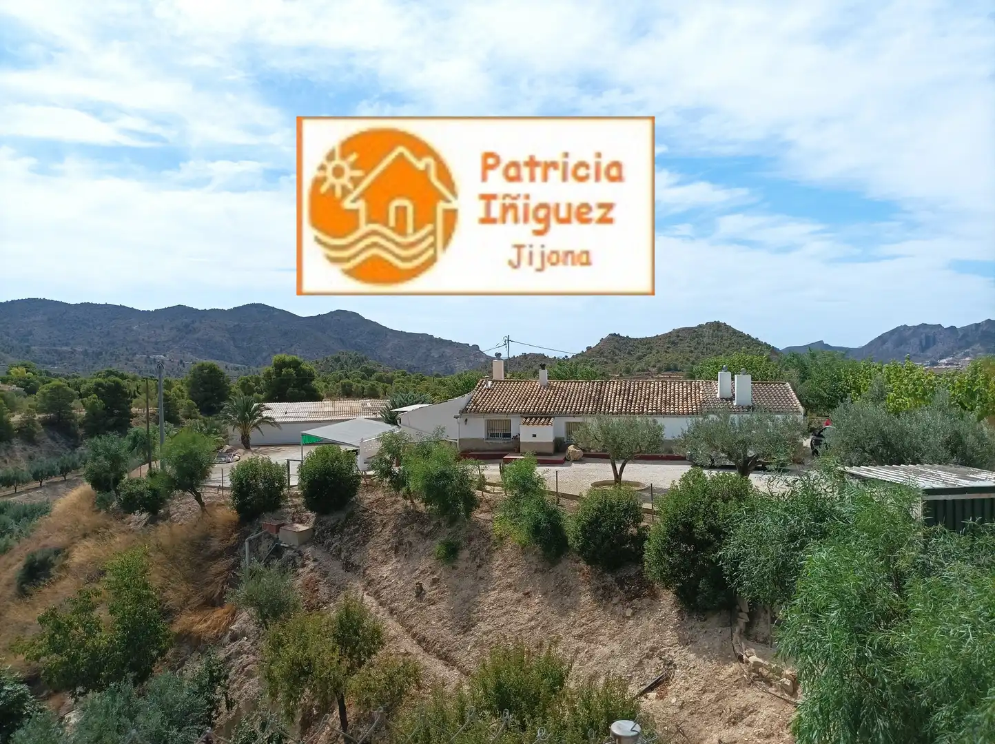 Xalet amb terrassa en venda a Carretera Alicante 3