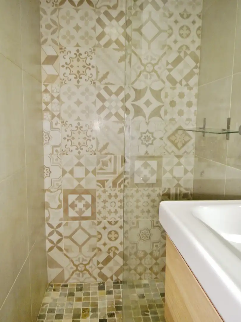 Bathroom of Attic for rent in Madrid  with Air Conditioner, Heating and Furnished