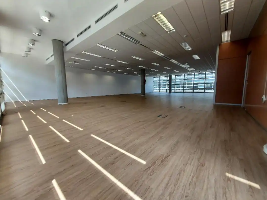 Bureau avec ascenseur à louer à Avenida de la Industria, imagen 7