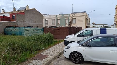 Solar urbano de 210 m2 en zona residencial, immagine 3