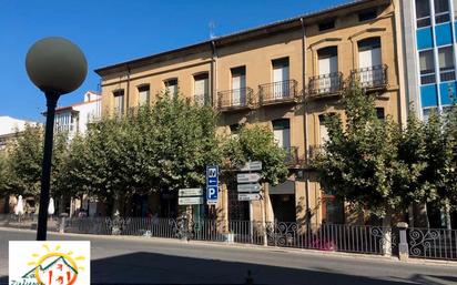 Vista exterior de Casa o xalet en venda en Santo Domingo de la Calzada amb Calefacció, Jardí privat i Traster