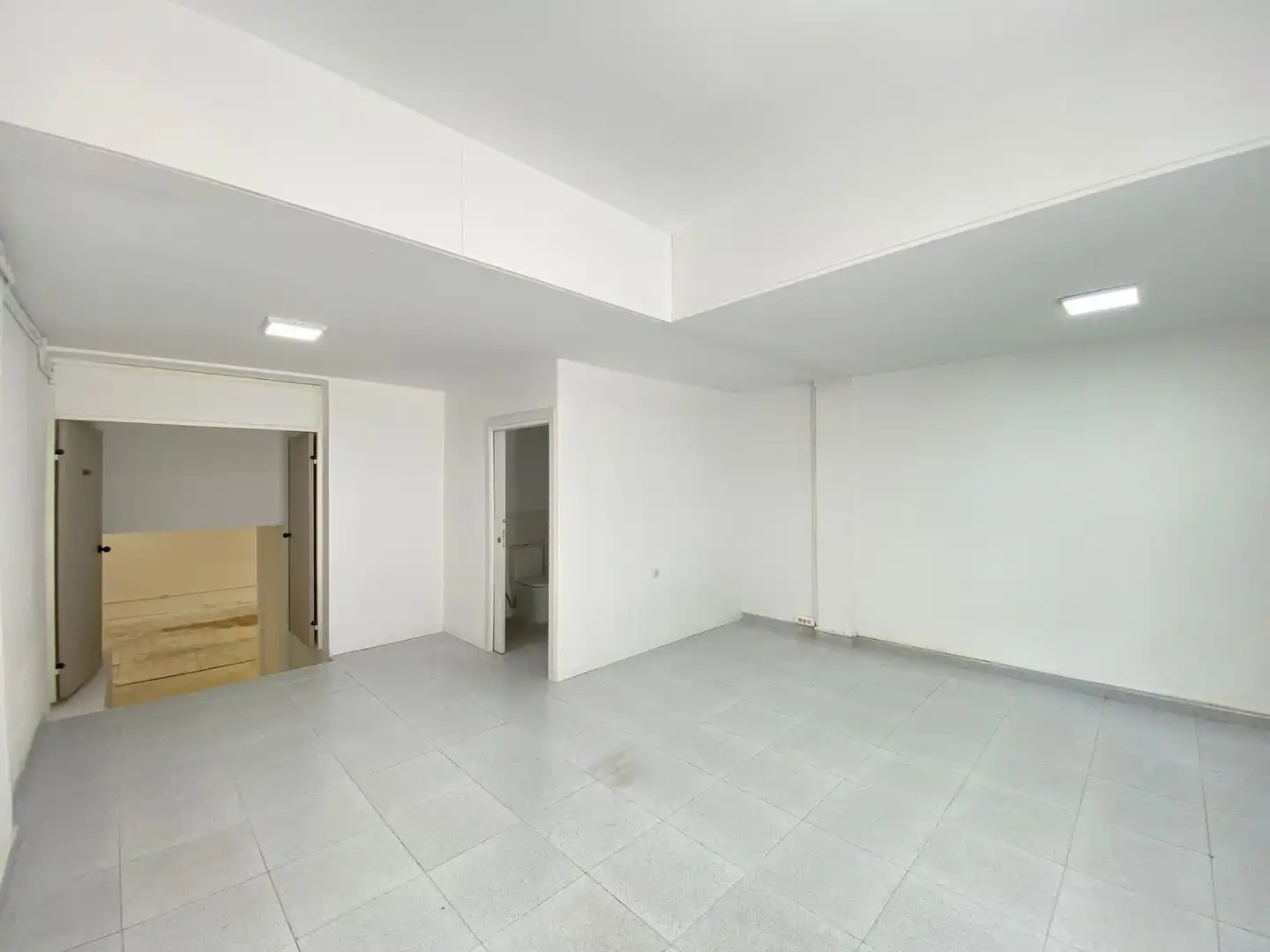 Locale commerciale in affitto a Calle de Rius i Taulet, imagen 2