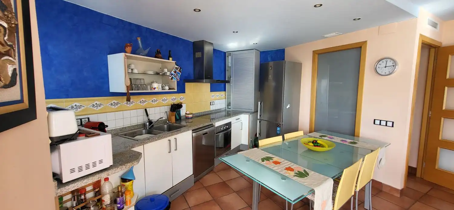 Küche von Wohnungen zum Verkauf in Alcanar mit Klimaanlage, Terrasse und Abstellraum