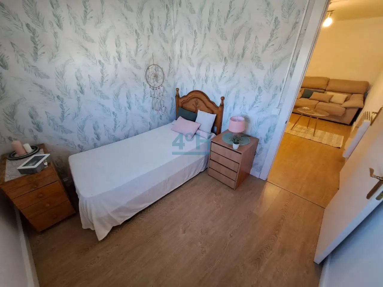 Bedroom of Apartments for sale in Ourense Capital   with Heating and Furnished