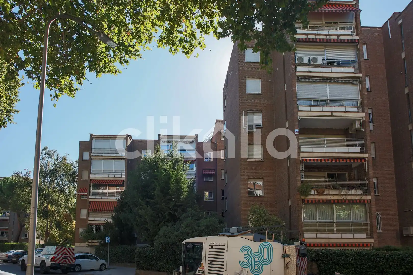Vista exterior de Pis en venda en Madrid amb Aire condicionat, Calefacció i Terrassa
