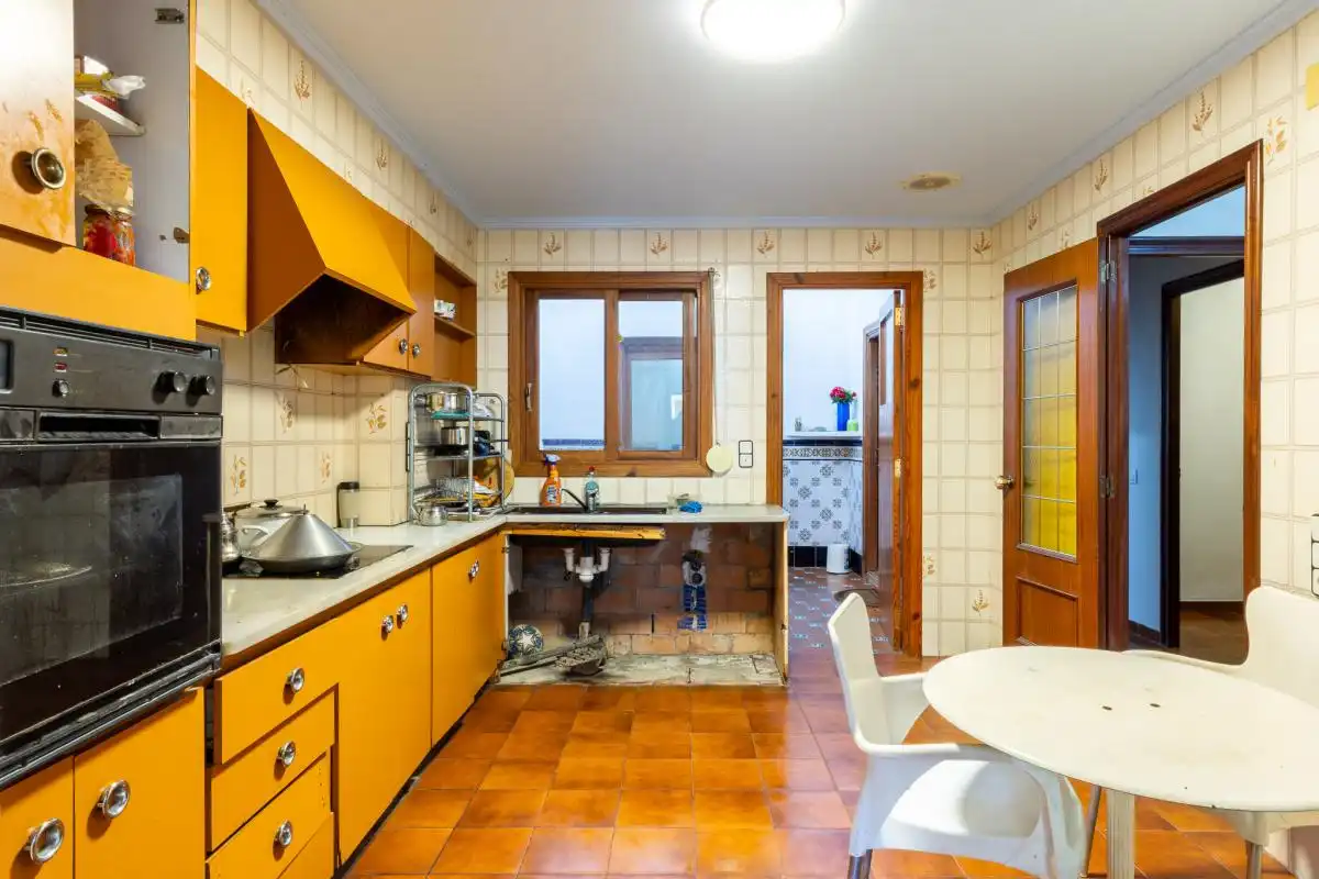 Cuina de Casa o xalet en venda en Alginet amb Calefacció, Terrassa i Traster