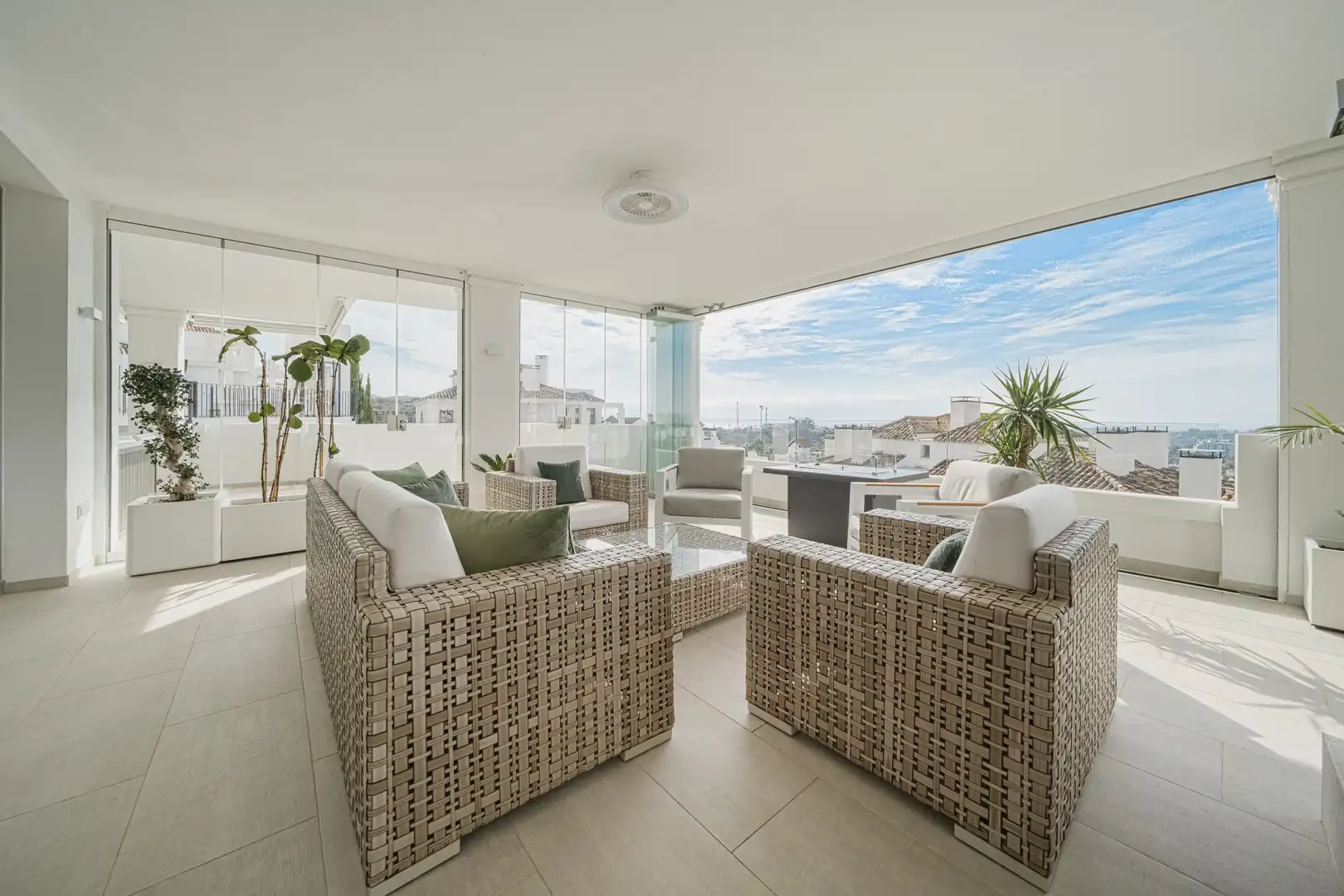 Apartament amb piscina en venda a Nueva Andalucía, imagen 25