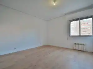 Habitación de Piso de alquiler en Madrid con Calefacción