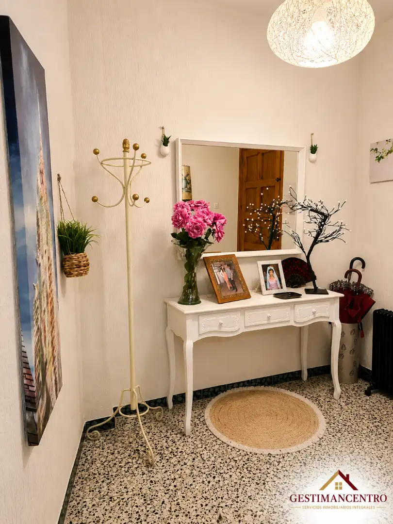 Wohnung zum Verkauf in Tomelloso mit Möbliert und Balkon