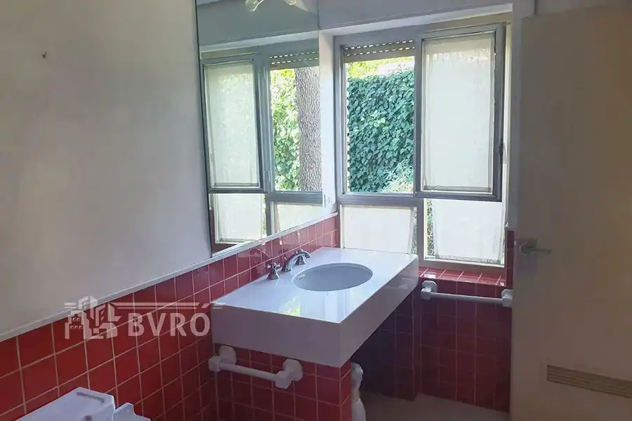 Bany de Casa o xalet de lloguer en Córdoba amb Aire condicionat, Jardí privat i Terrassa