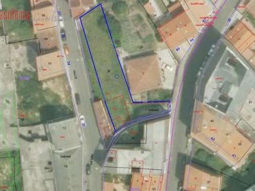 Terreno residenziale in vendita a VALLE INCLÁN 8