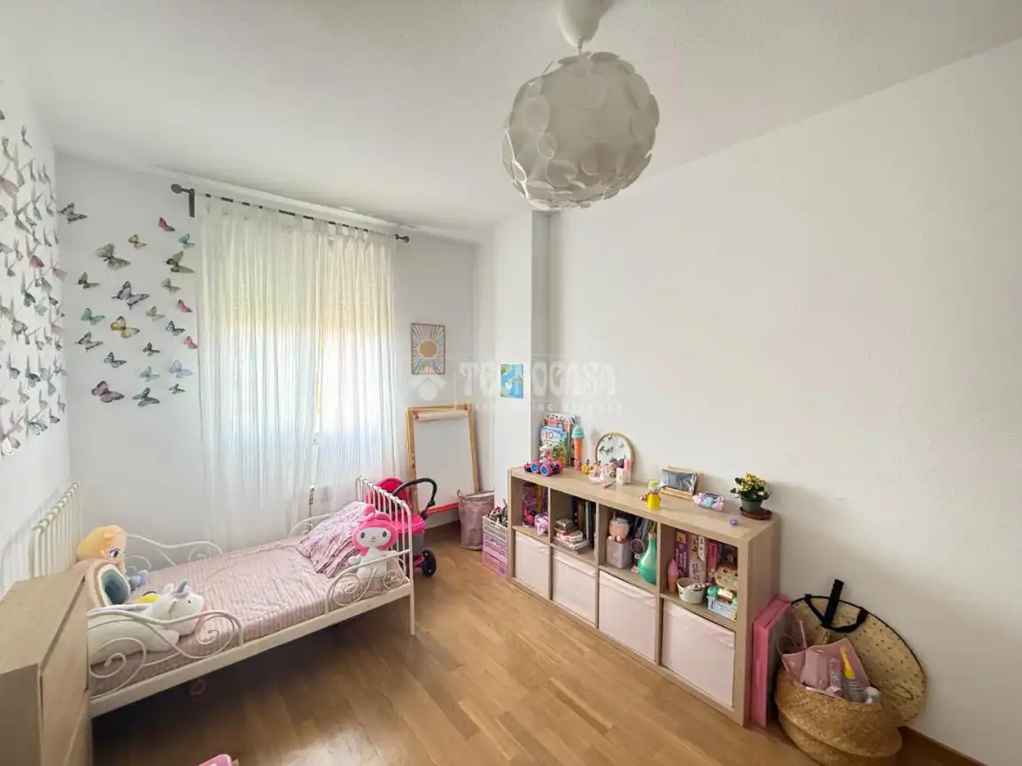Habitación de Piso en venta en Madrid con Aire acondicionado y Calefacción