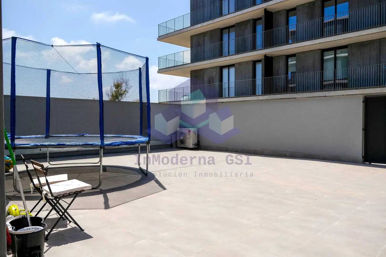 Terrassa de Pis de lloguer en Badalona amb Calefacció, Jardí privat i Terrassa