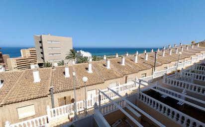 Vista exterior de Dúplex en venda en Elche / Elx amb Aire condicionat, Terrassa i Traster
