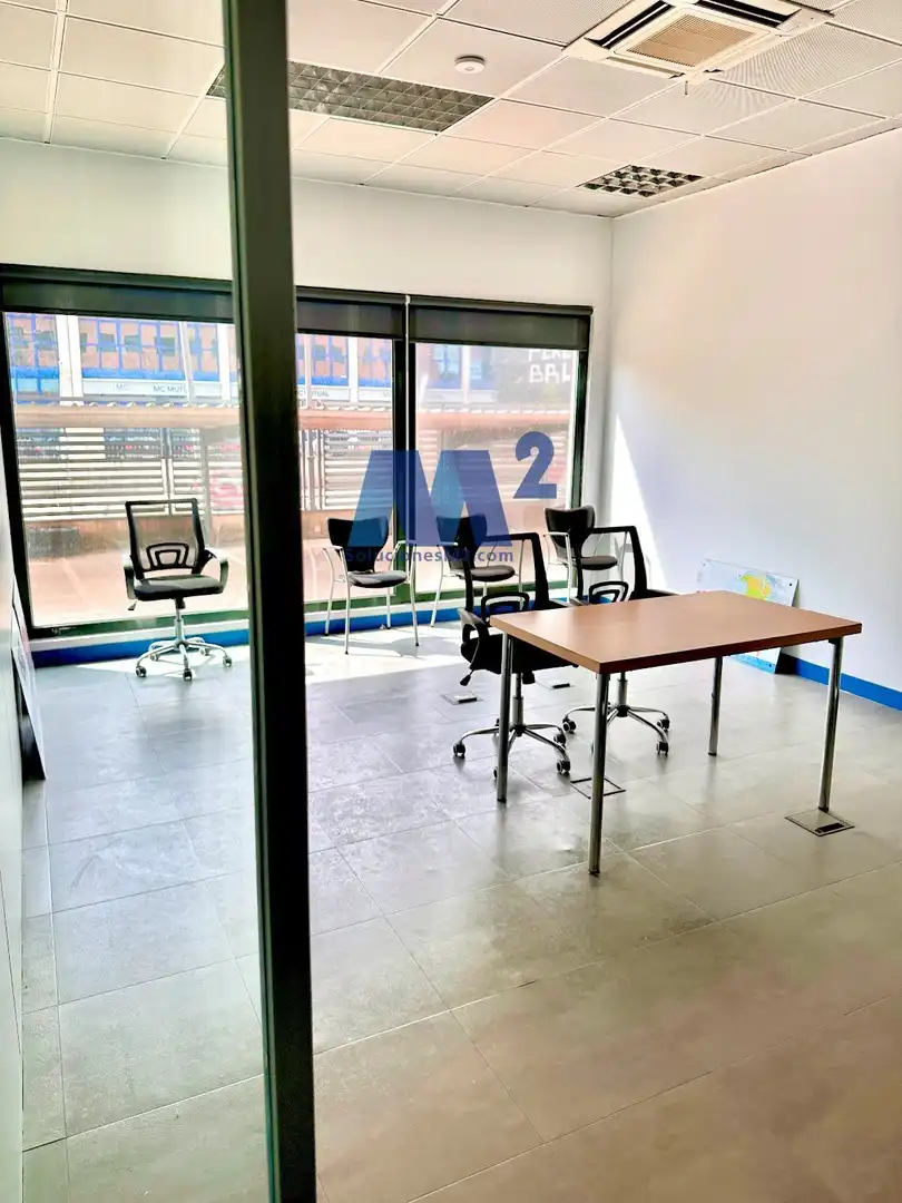 Bureau à louer à San Julián, imagen 8
