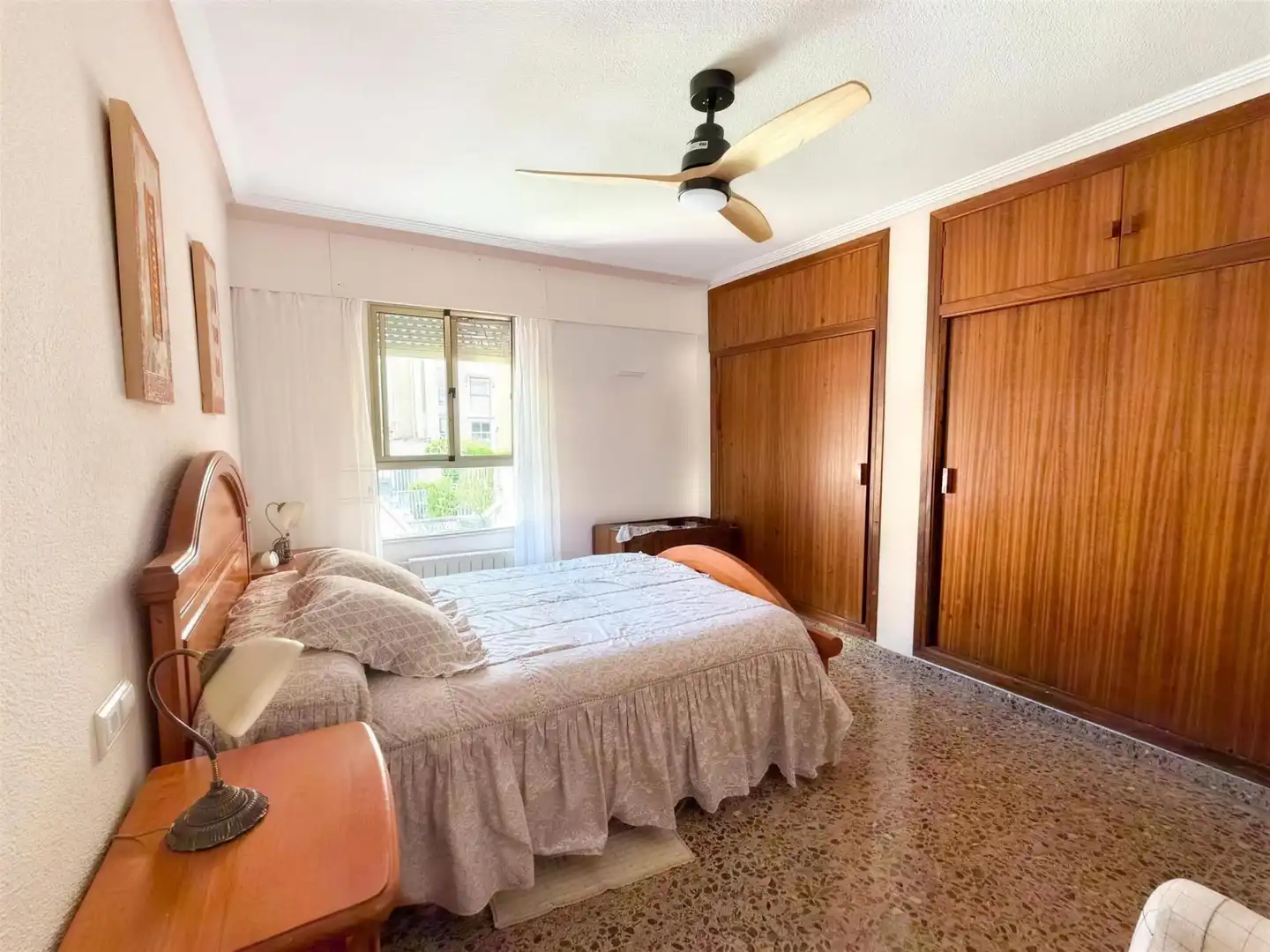 Habitación de Piso de alquiler en Alicante / Alacant con Terraza, Amueblado y Balcón
