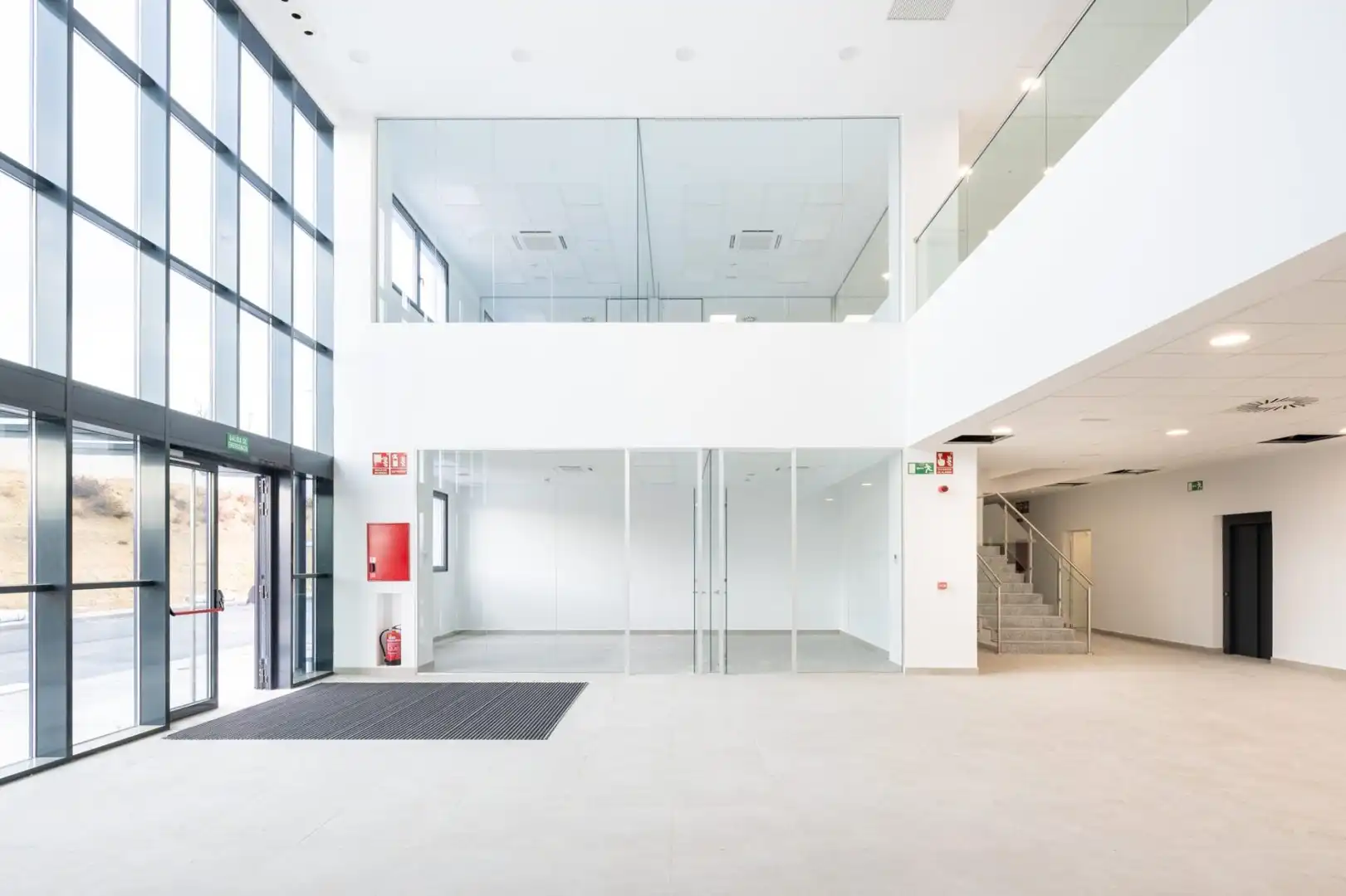 Industrial building to rent in La Dehesa de Moratalaz, imagen 3
