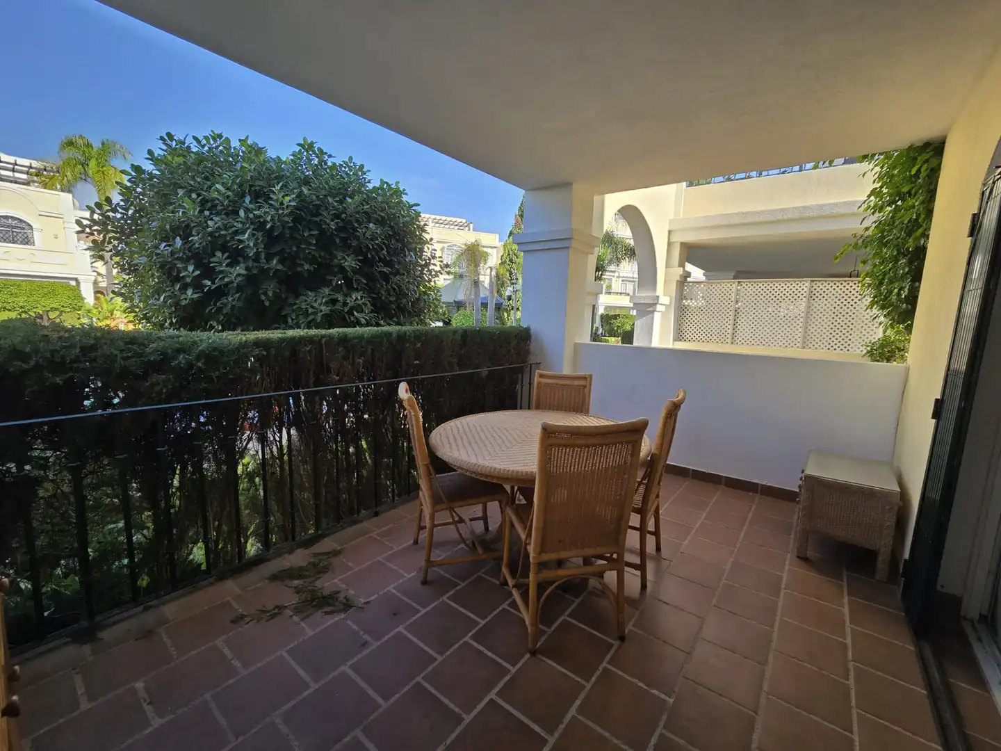 Garten von Einfamilien-Reihenhaus zur Miete in Marbella mit Möbliert