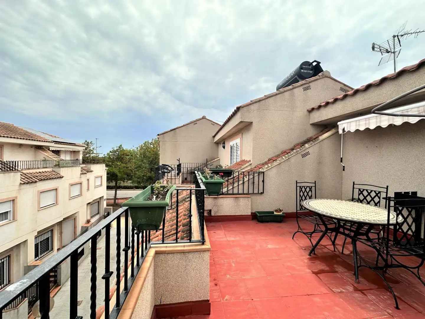 Casa adosada en venda a Pobla de Farnals