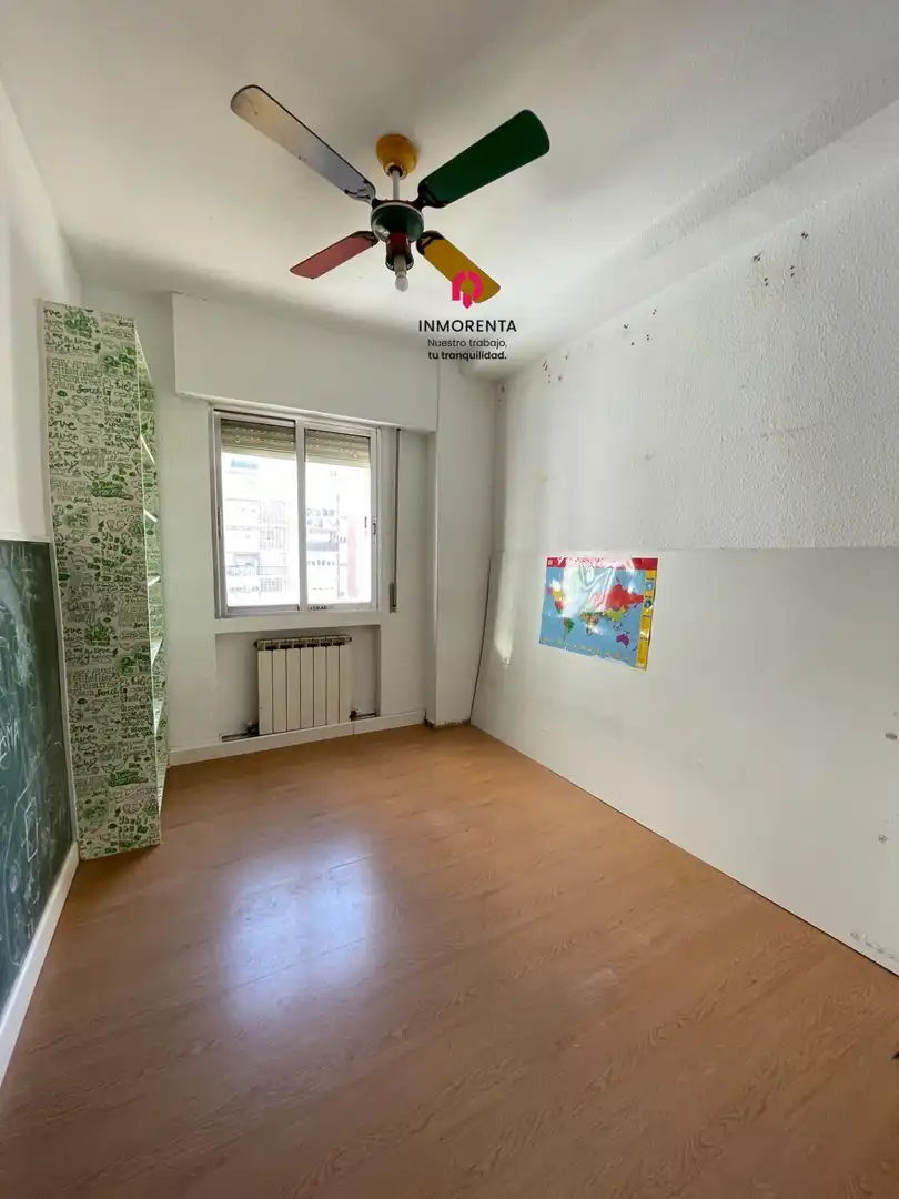 Piso en venta en Fuenlabrada con Calefacción y Jardín privado