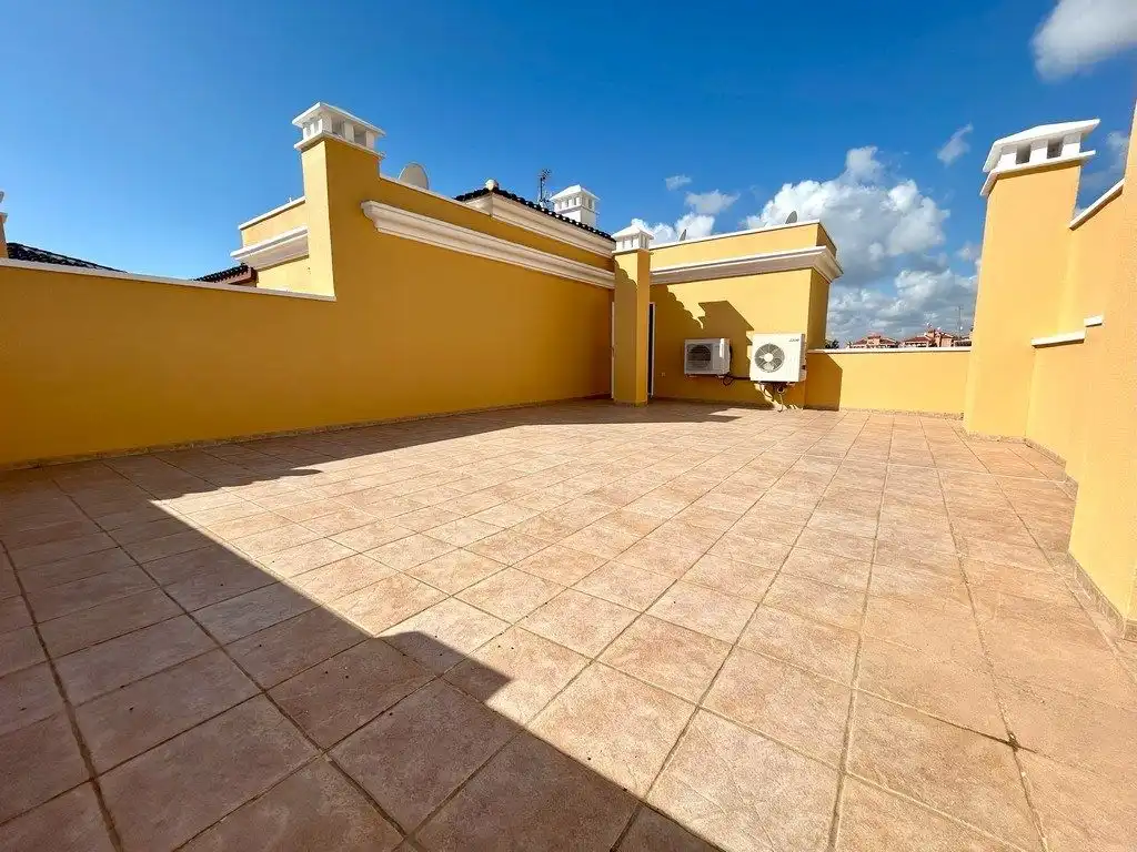 Terrassa de Àtic en venda en Orihuela amb Terrassa, Balcó i Piscina comunitària