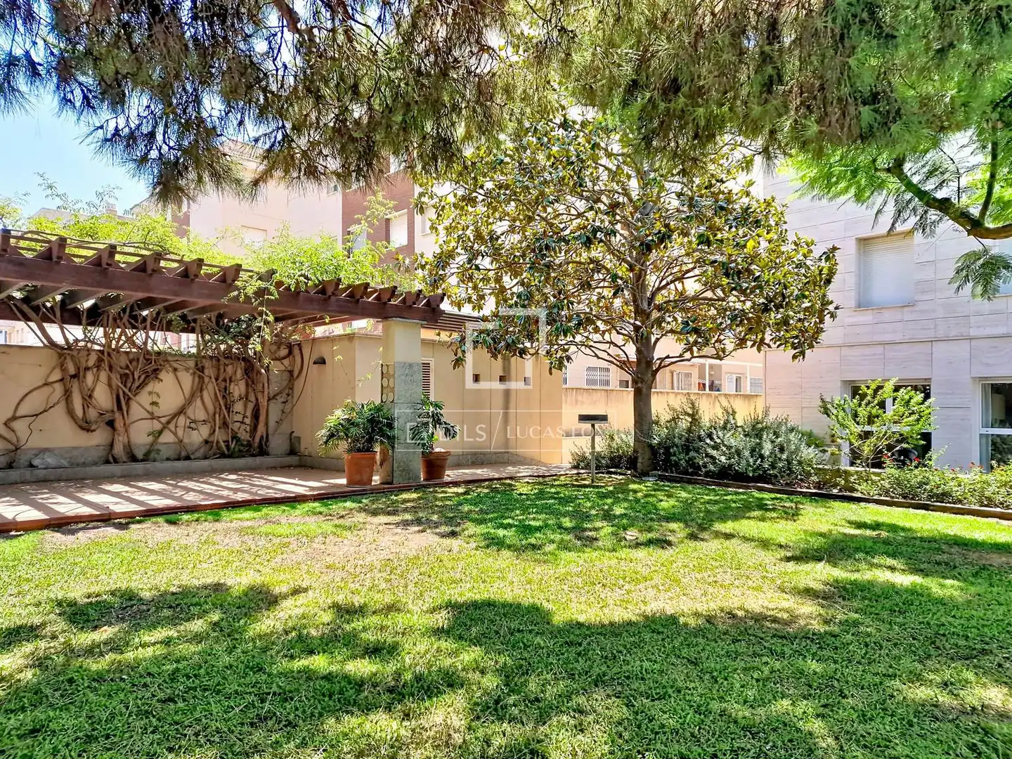 Garden of Houses for sale in Calafell  with Air Conditioner, Heating and Private garden