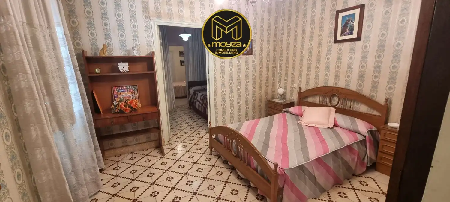 House with terrace for sale in Aguilar de la Frontera, imagen 5