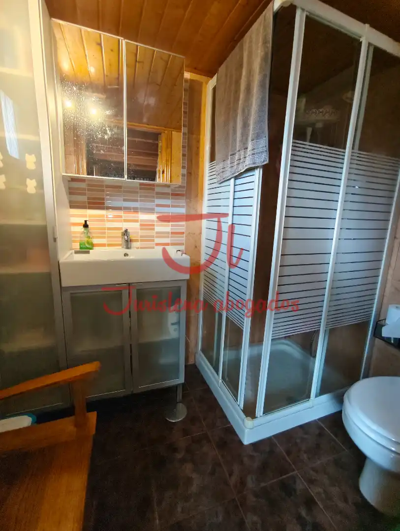 Casa adosada en venta en Quirós