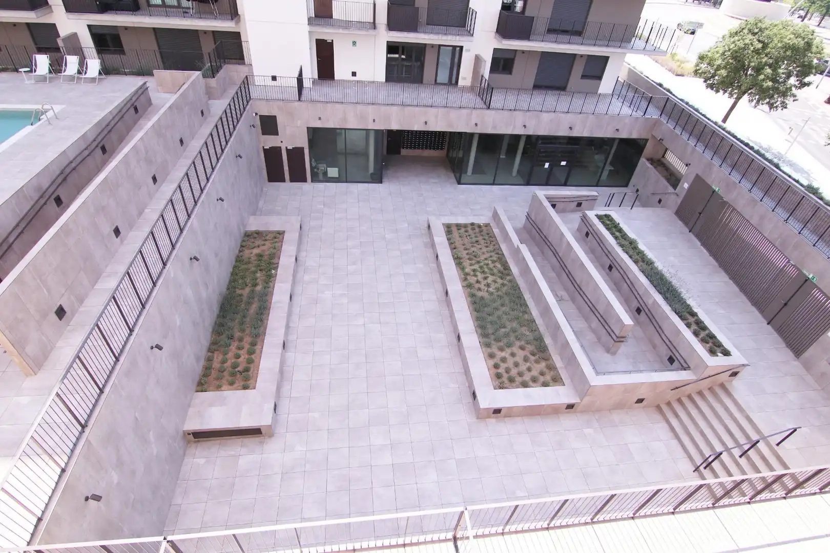 Terrassa de Pis de lloguer en Terrassa amb Aire condicionat, Calefacció i Jardí privat