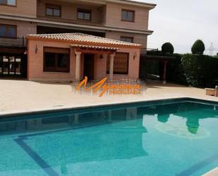 Swimming pool of Flat to share in Villaviciosa de Odón  with Heating