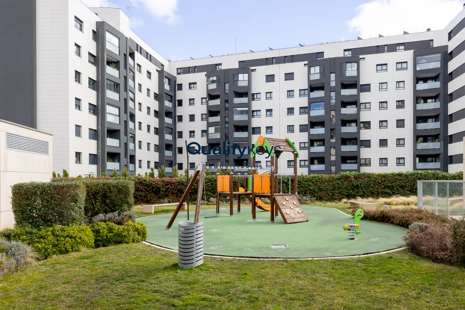 Außenansicht von Wohnung zum Verkauf in Madrid mit Klimaanlage, Heizung und Parkett