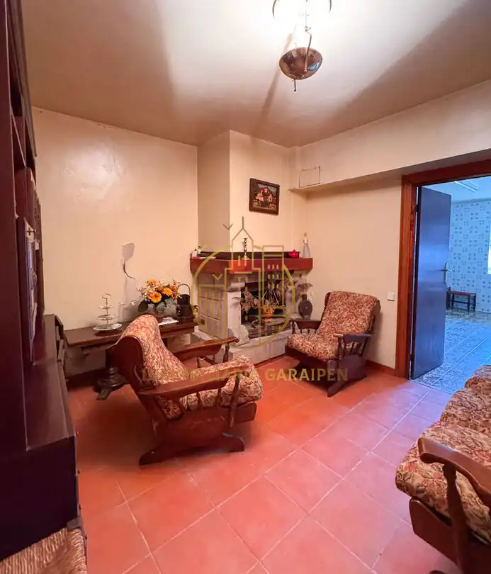 Sala d'estar de Finca rústica en venda en Ergoiena amb Terrassa i Traster