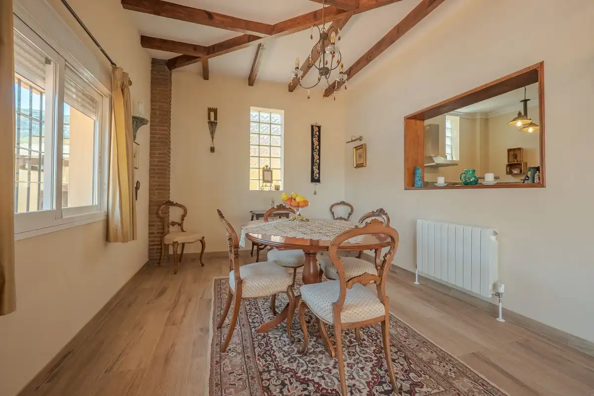 Comedor de Casa o chalet en venta en Alhaurín El Grande con Aire acondicionado, Calefacción y Jardín privado