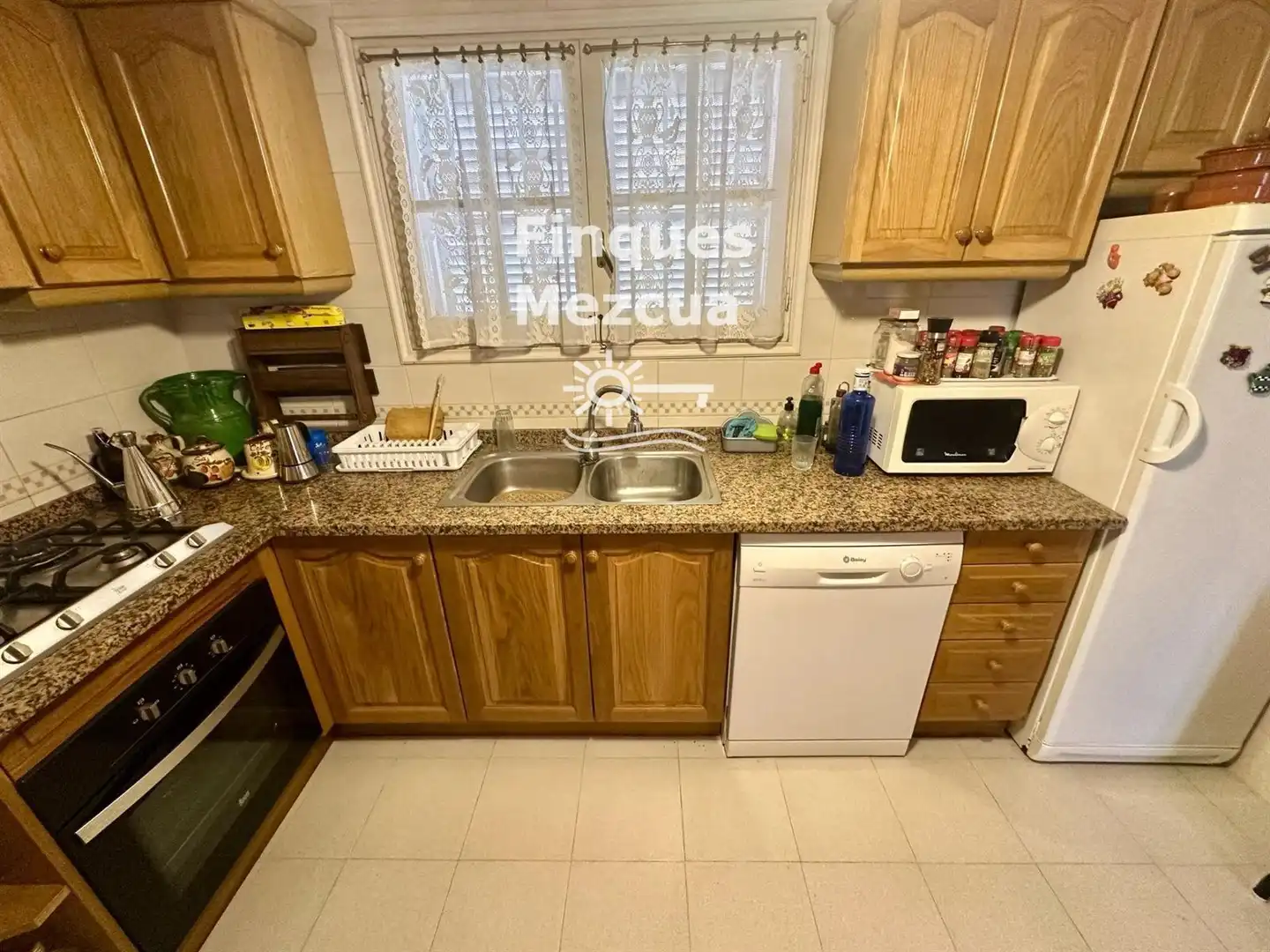 Kitchen of Houses for sale in El Vendrell  with Terrace, Storage room and Swimming Pool