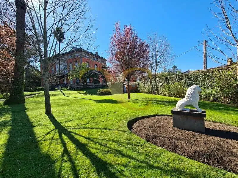 Jardí de Casa o xalet en venda en Gijón  amb Calefacció, Jardí privat i Terrassa