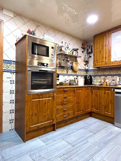 Küche von Wohnung zum Verkauf in Sant Boi de Llobregat mit Klimaanlage, Heizung und Terrasse