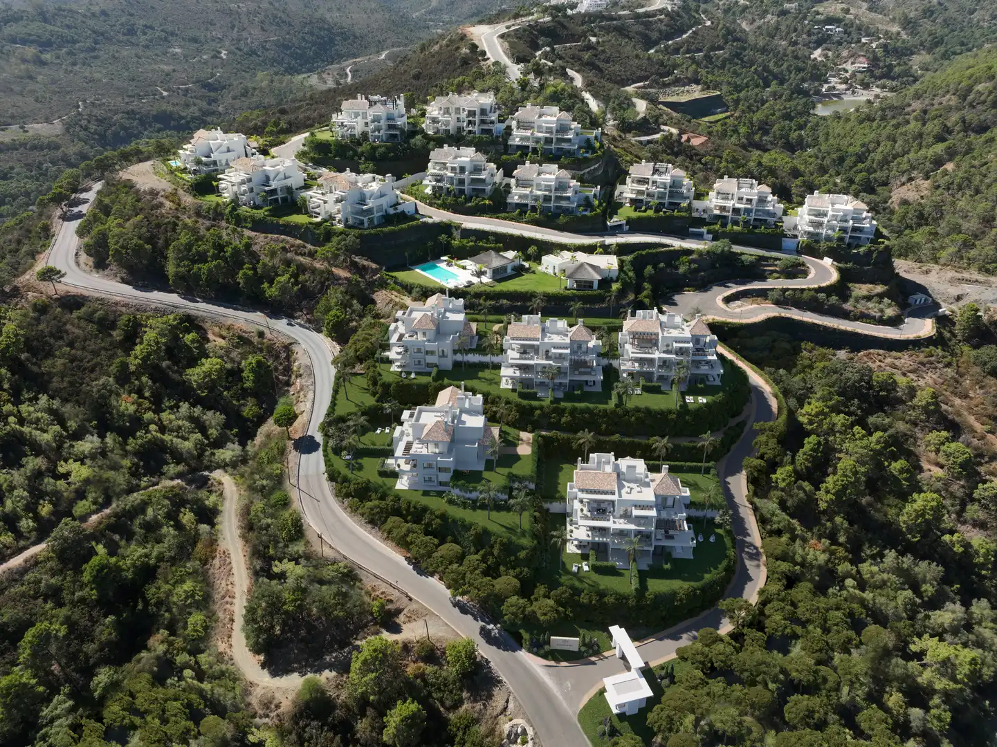 Vista exterior de Apartamento en venta en Benahavís con Aire acondicionado, Calefacción y Jardín privado
