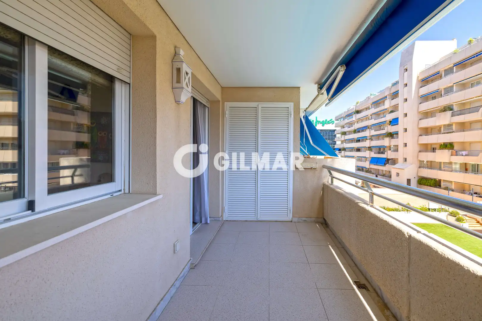 Terrace of Apartments for sale in Marbella  with Heating, Swimming Pool and Balcony