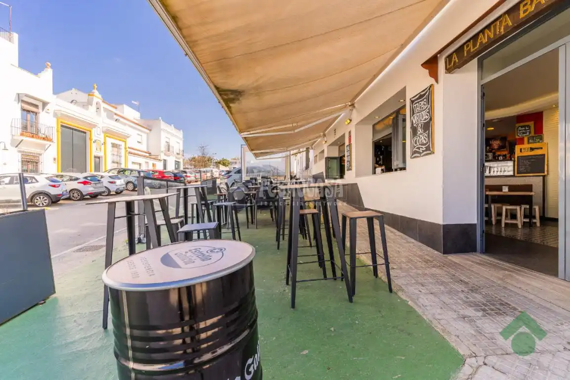Locale commerciale in vendita a Conil