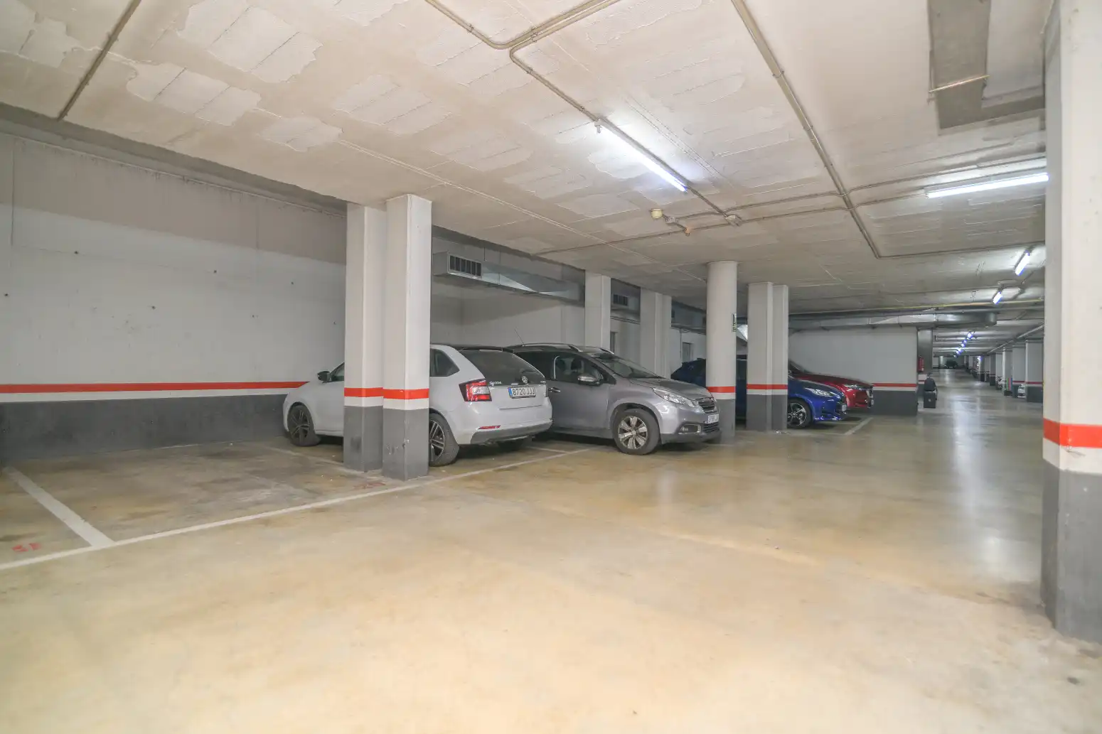 Parking de Piso en venta en Viladecans con Calefacción, Jardín privado y Parquet
