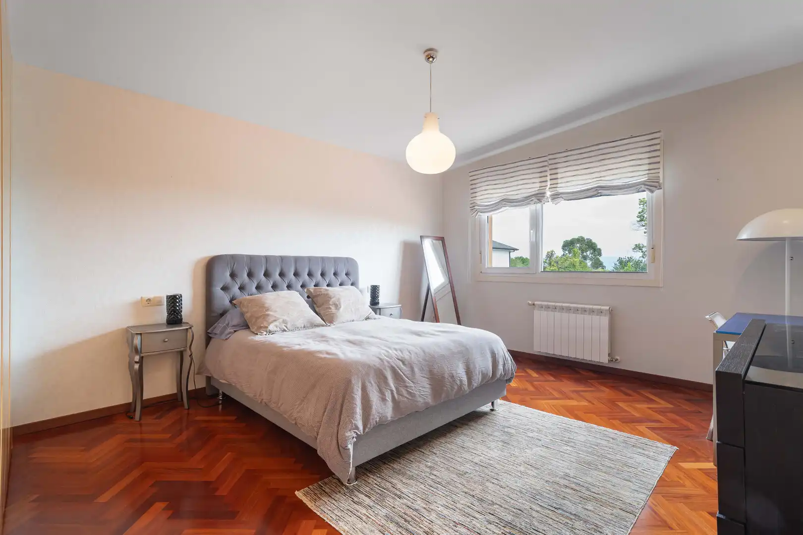 Habitación de Casa o chalet en venta en Sada (A Coruña) con Calefacción, Jardín privado y Piscina