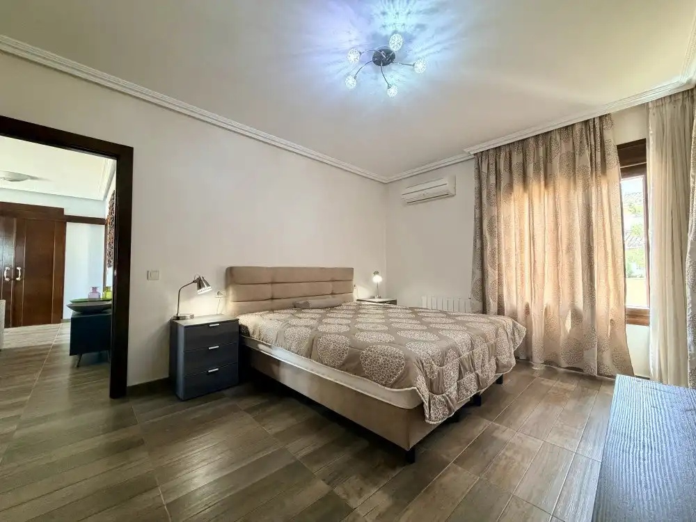 Bedroom of Houses for sale in Orihuela Costa