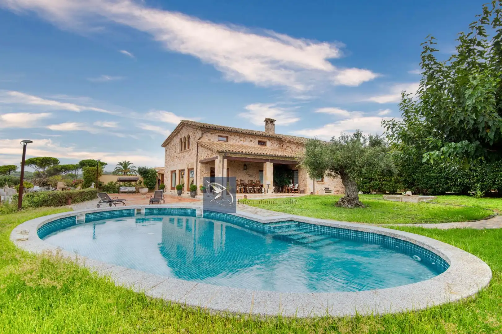 Villa mit Pool zum Verkauf in Mestre d´Aixa