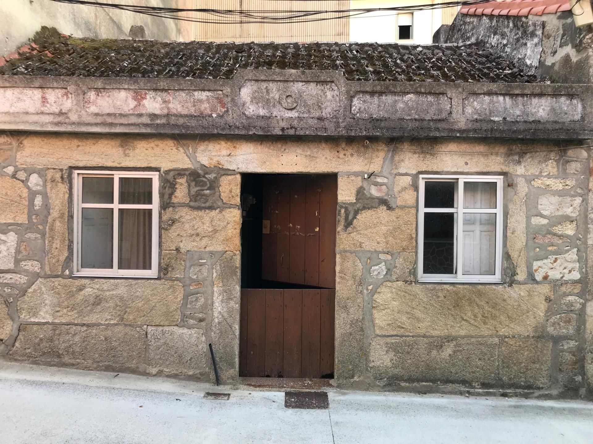 Exterior view of Single-family semi-detached for sale in Porto do Son