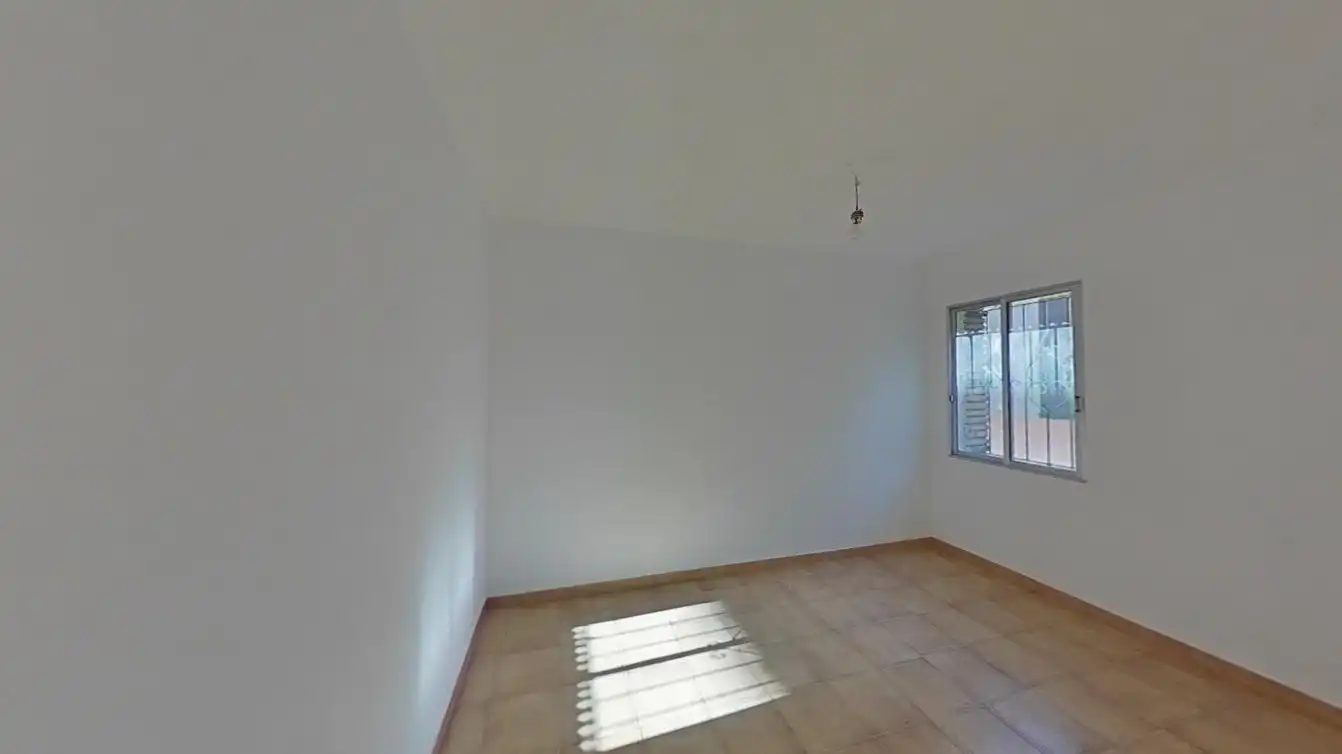 Bedroom of Flat for sale in Zaragoza  with Heating, Oven and Balcony