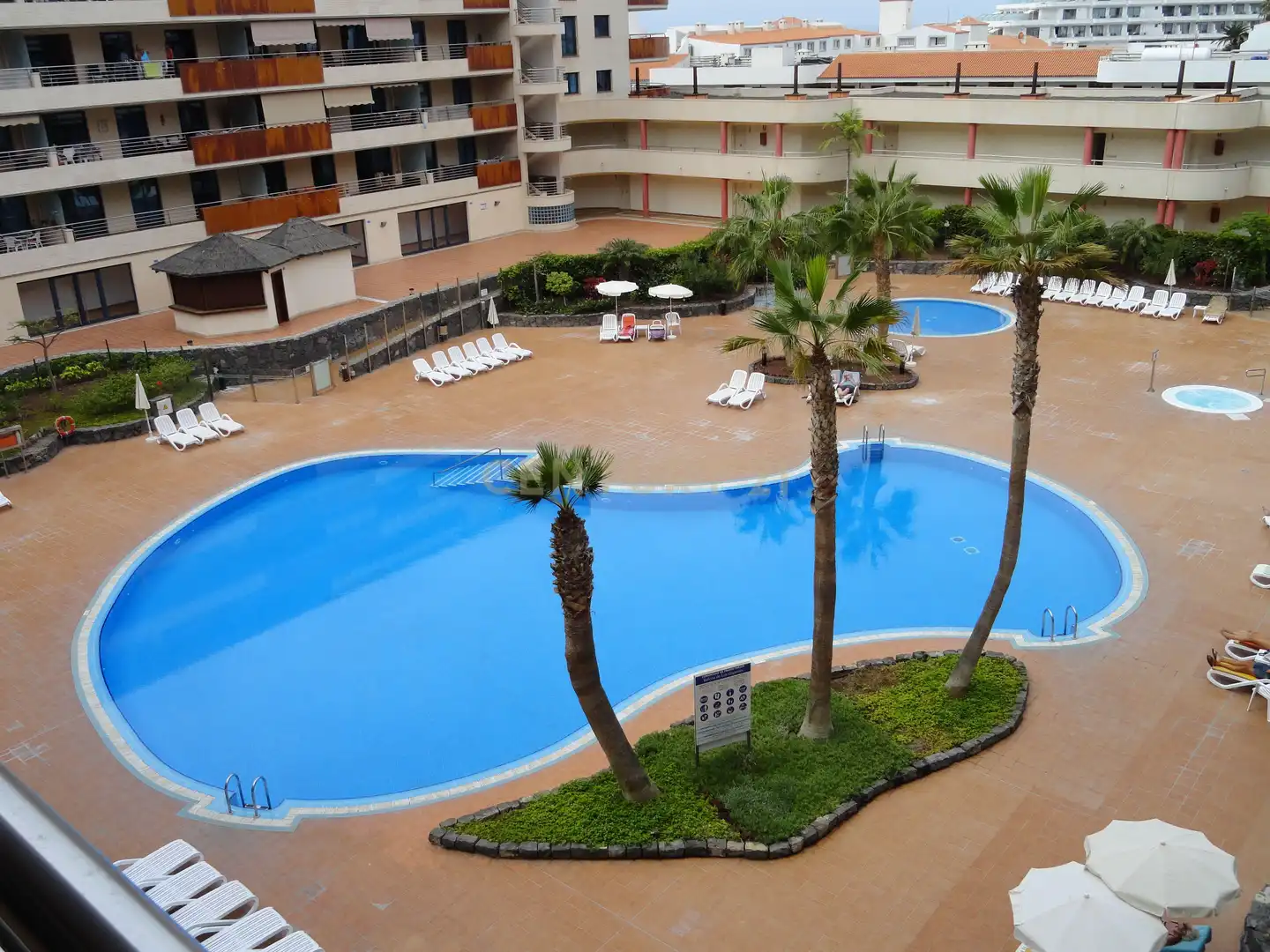 Piscina de Apartamento de alquiler en Santiago del Teide