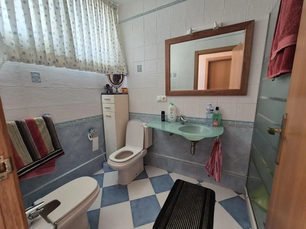 Bany de Casa o xalet en venda en Alicante / Alacant amb Aire condicionat, Jardí privat i Terrassa