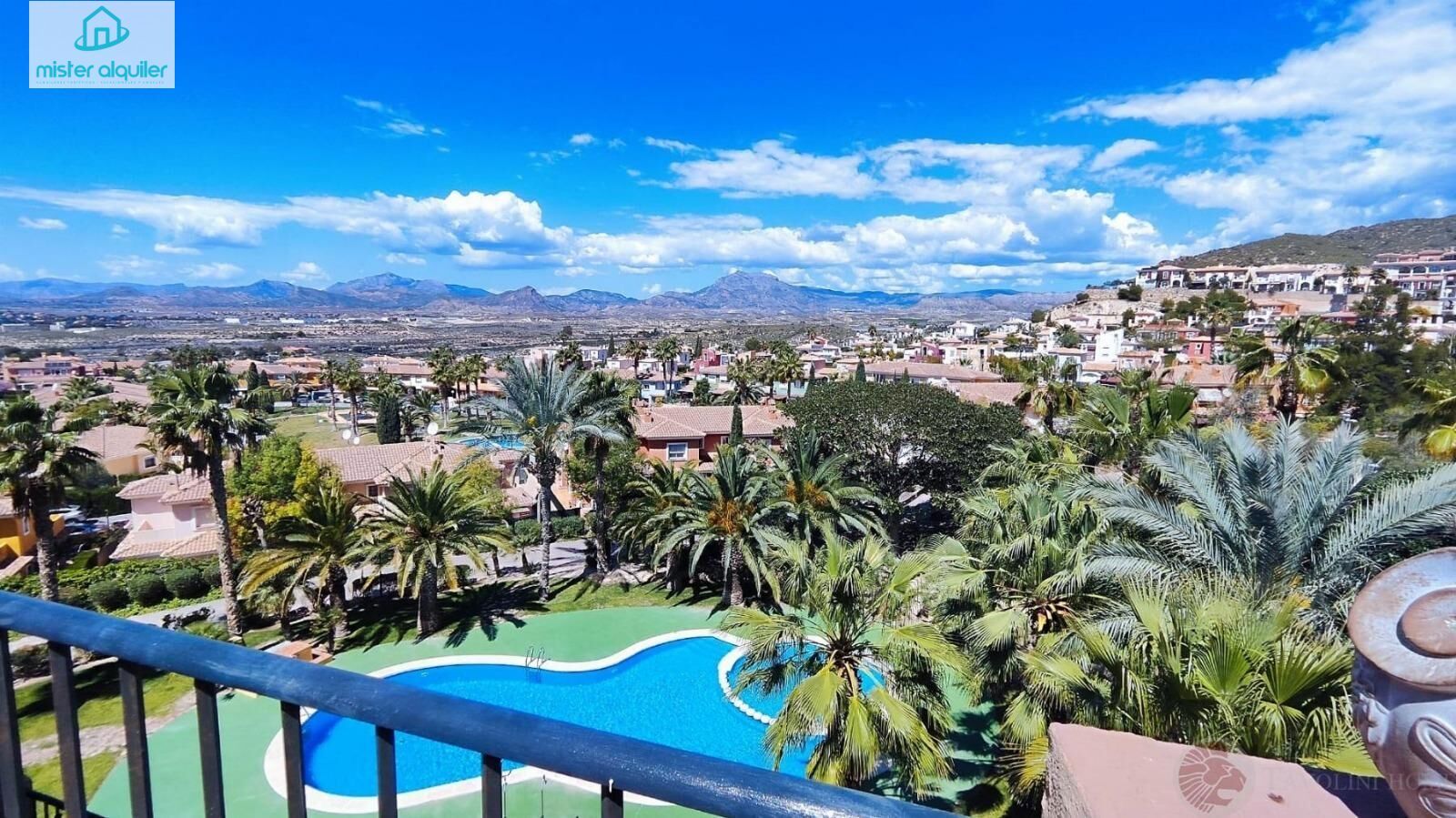 Vista exterior de Apartament de lloguer en Mutxamel amb Aire condicionat, Calefacció i Jardí privat