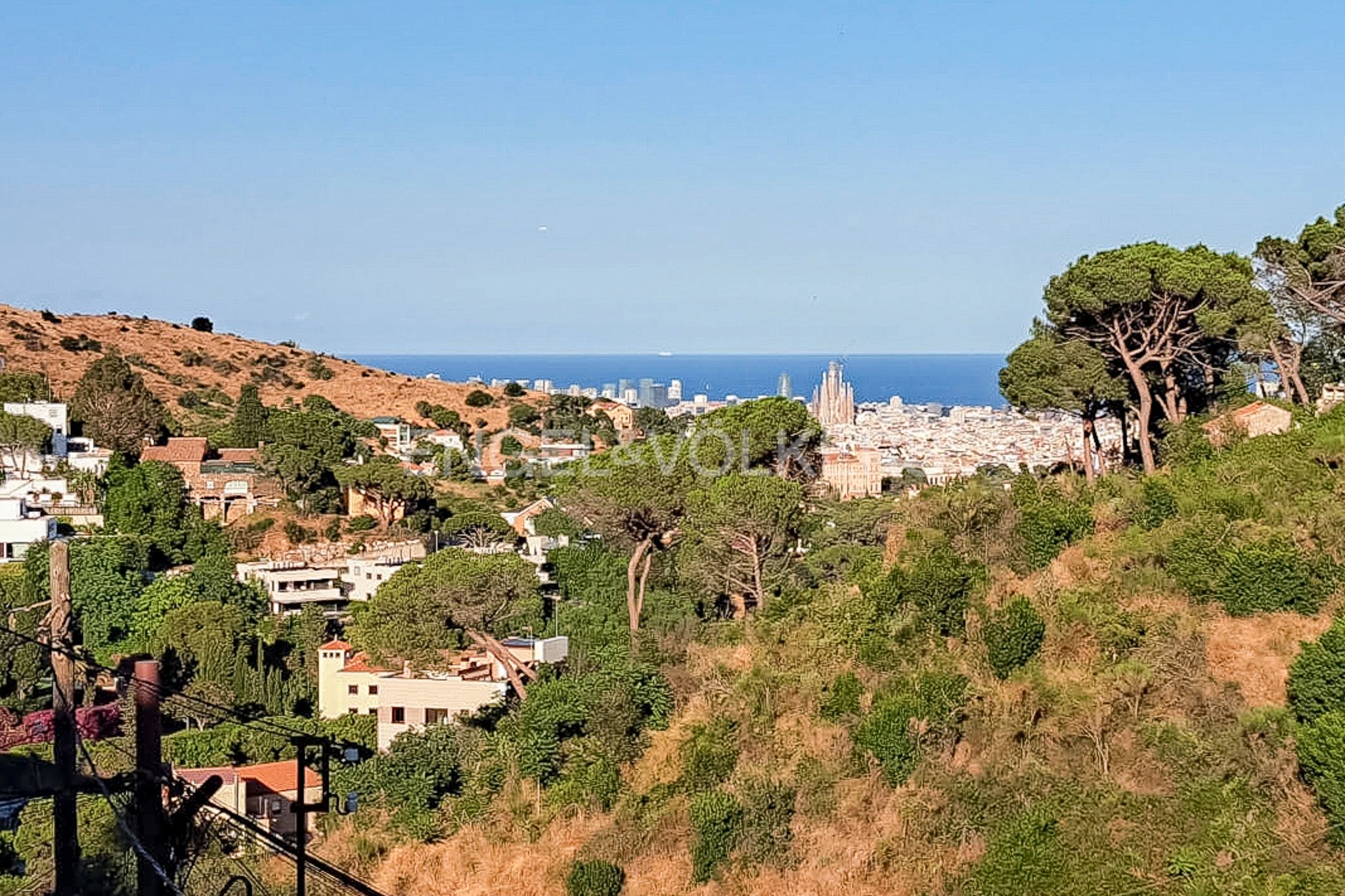 Vista exterior de Casa o xalet en venda en  Barcelona Capital amb Calefacció, Jardí privat i Terrassa